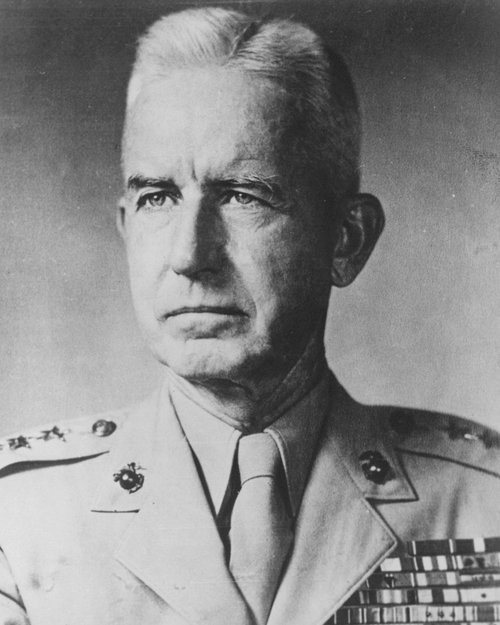 Oliver P. Smith: Menard-Born General of Chosin Reservoir